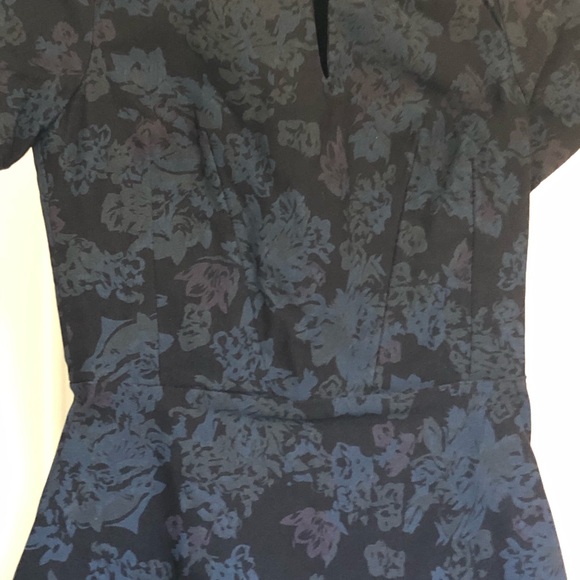 🇨🇦BODYBAG BY JUDE MADE IN MONTREAL FLOWER DRESS - Picture 4 of 15